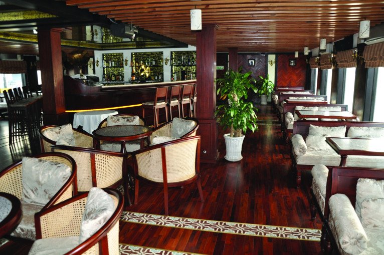 Panoramic Lounge Bar