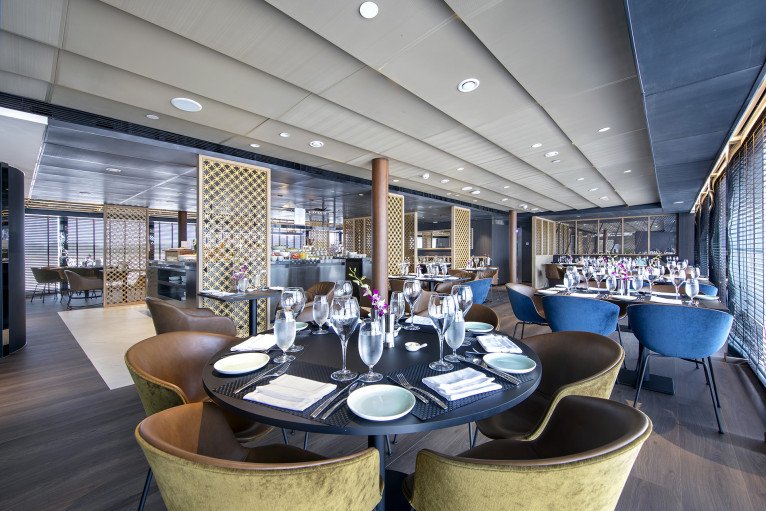 Reflections Restaurant on Emerald Harmony