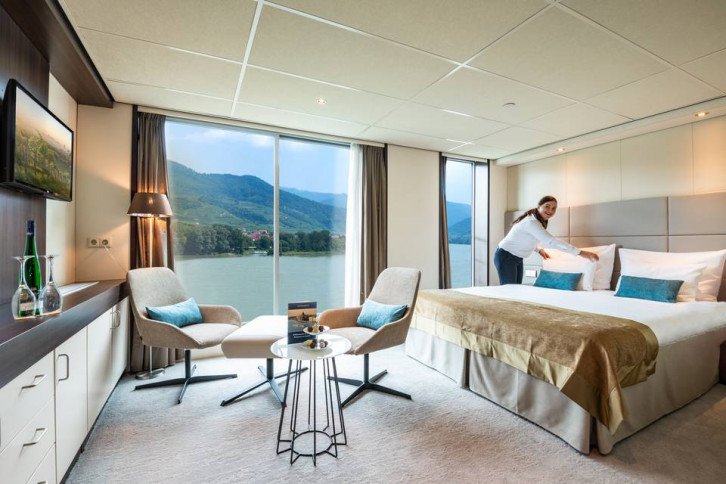 Suite with French Balcony