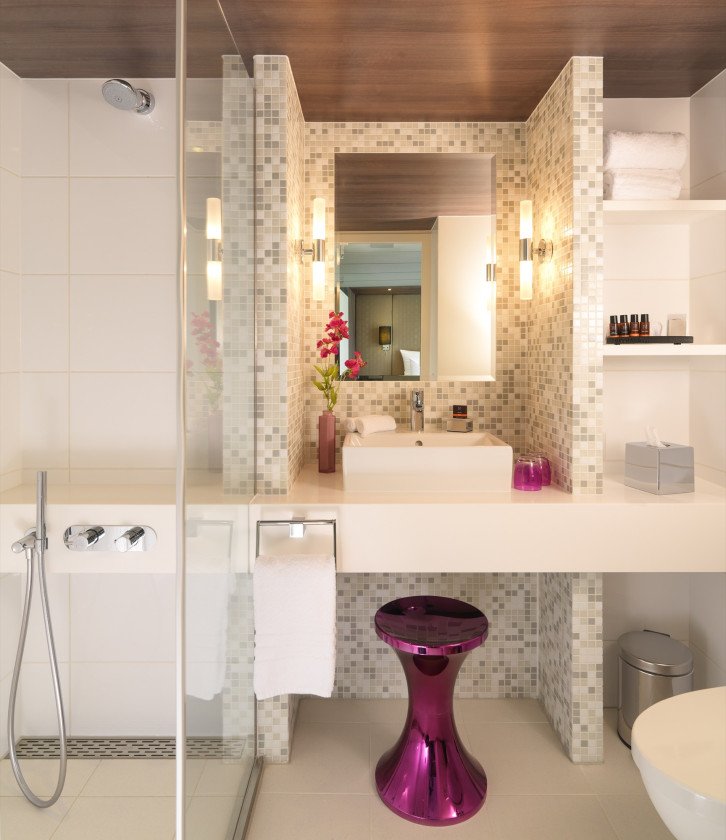 AMADEUS Suite with Walk-Out Exterior Balcony