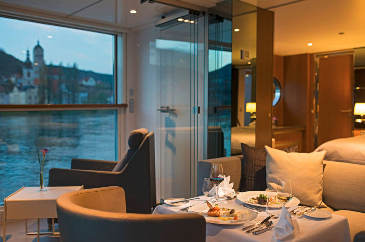 Royal Panorama Suite