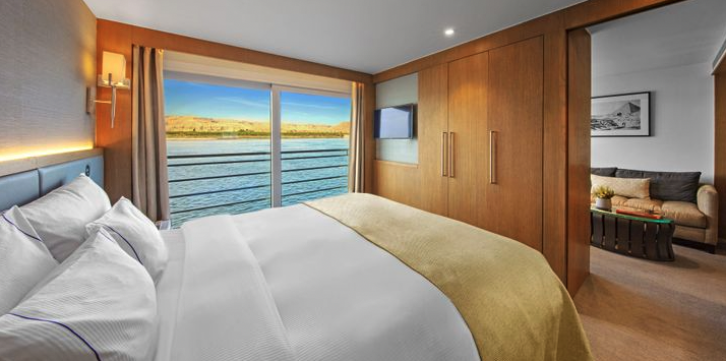 Veranda Suite (AA, AB)