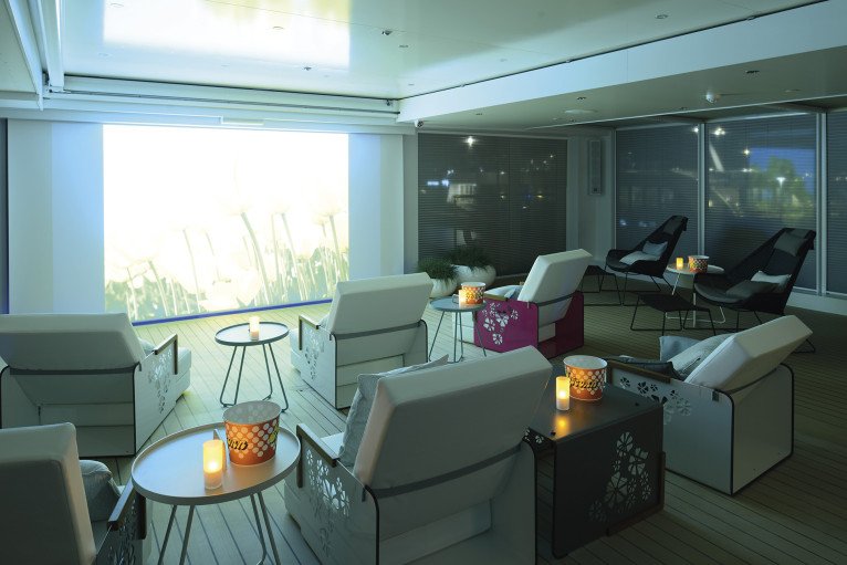 Daytime Pool & Bar/Evening Cinema