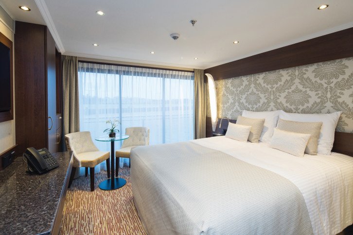 Standard Suite - Emerald Deck