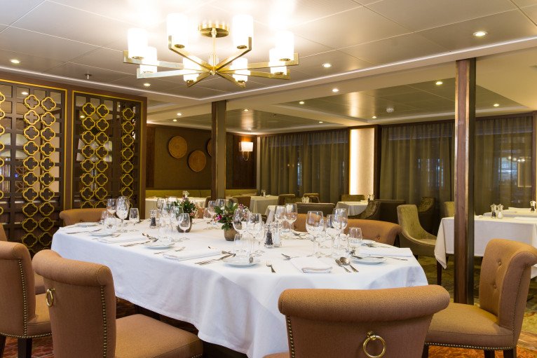 Main Restaurant on MS Douro Elegance