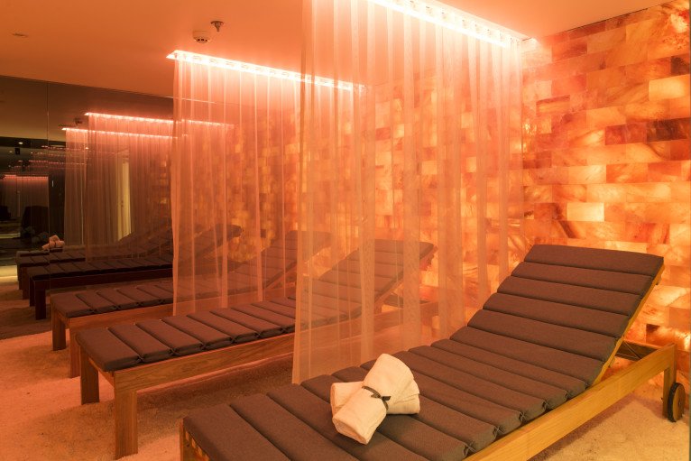 Salt Therapy Lounge on Scenic Jade