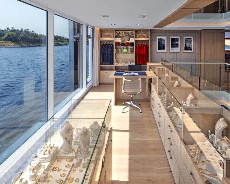 Shop on Viking Sjofn