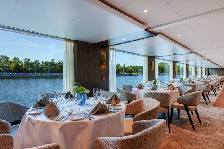 Panorama Restaurant on MS Amadeus Imperial