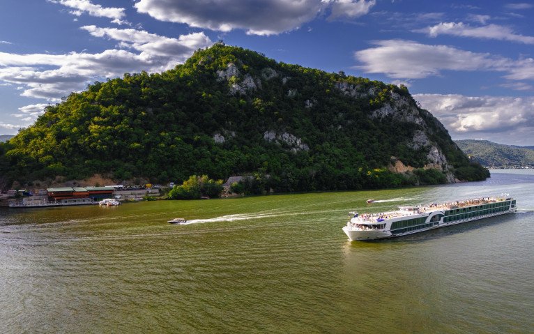 Cruise to Europe with AMADEUS on Amadeus Nova
