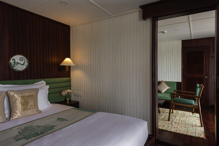 Deluxe Suite (Upper Deck)