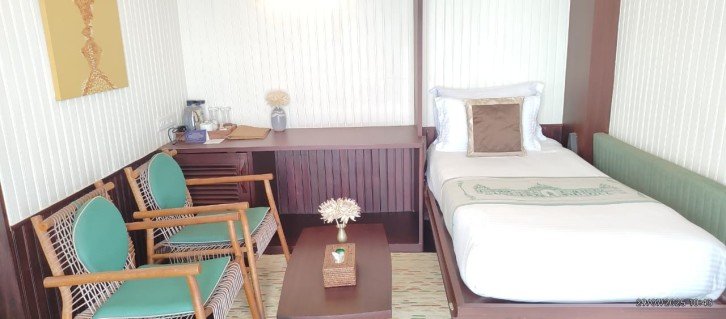 Single Deluxe Cabin (Upper Deck)