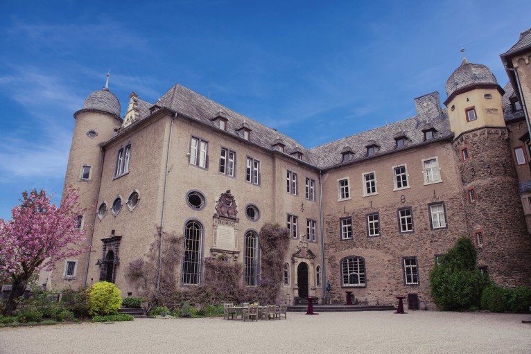 Namedy Castle on APT Solara