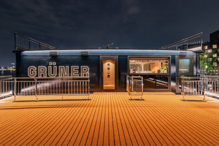 The Gruner Bar & Dining on APT Solara