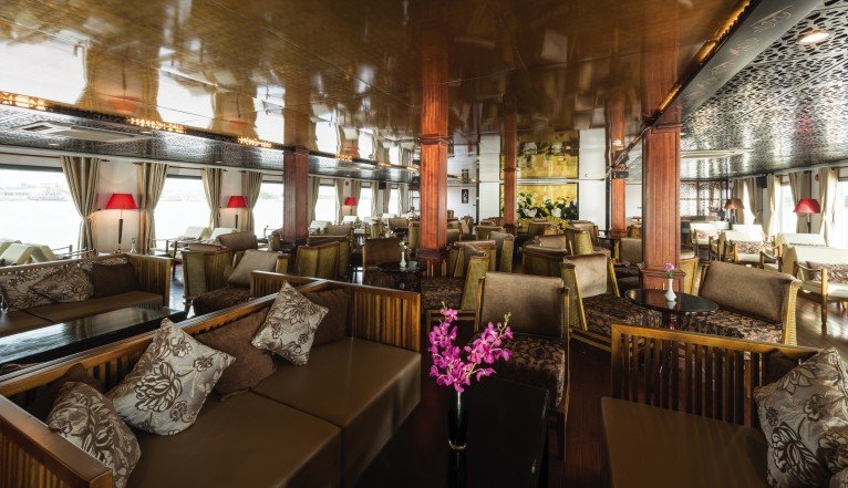 Saigon Lounge on RV Lotus