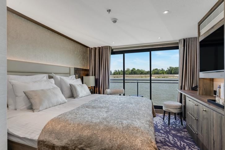 Double Cabin - Diamond Deck