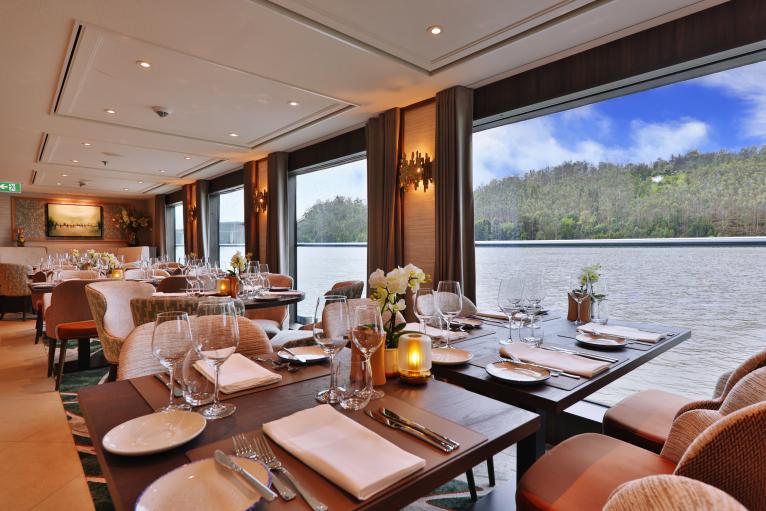 Restaurant on MS Riviera Rose
