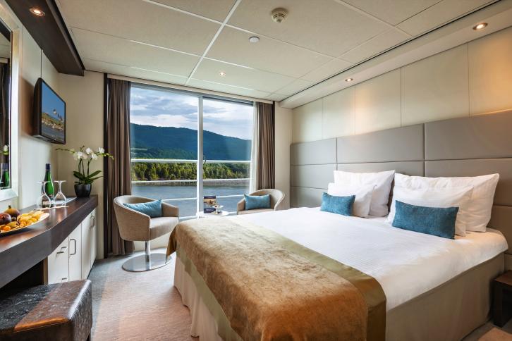 B-4 Cabin with French Balcony