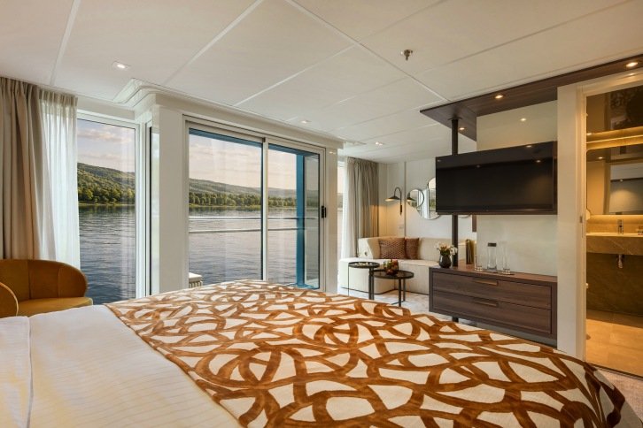 AMADEUS Suite