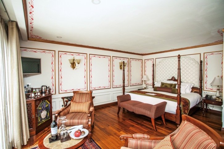 Maharaja Suite on Ganges Voyager II