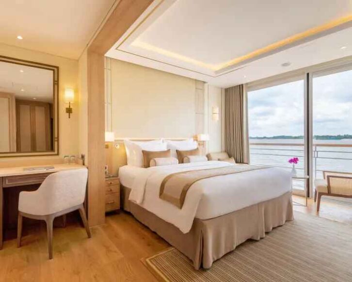 French Balcony Stateroom on Viking Tonle