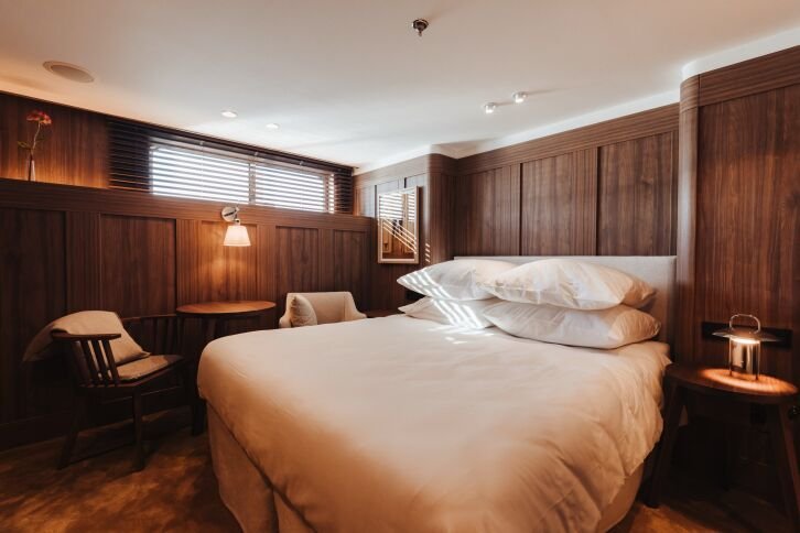 Twin Window Suites on APT Solara