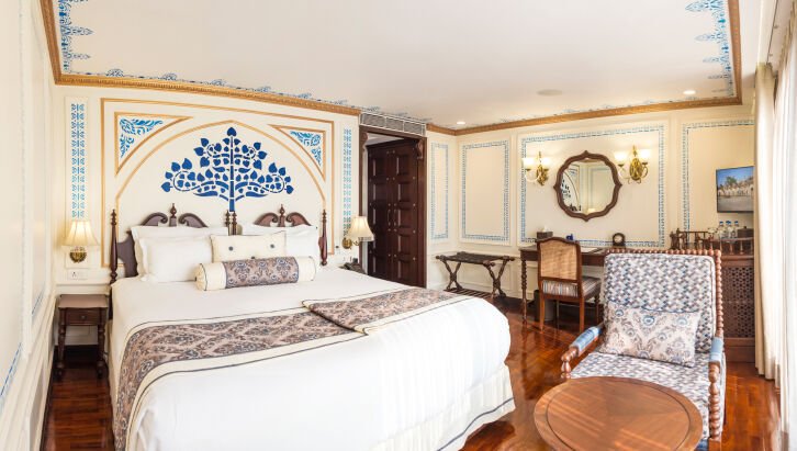 Signature Suite on Ganges Voyager